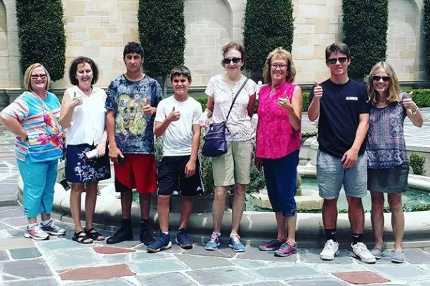 Hollywood & Beverly Hills Group Van Tour 4